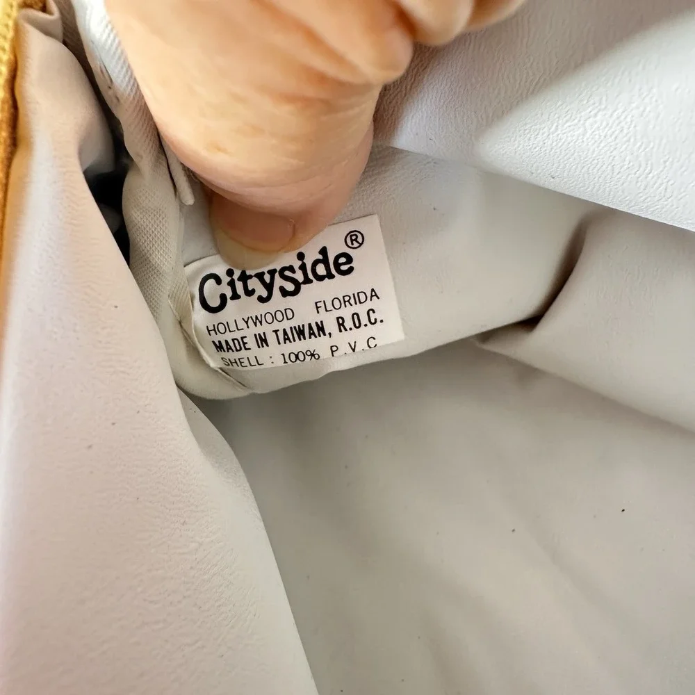 Cityside Hollywood Florida Vintage‎ Zip Clutch Purse Gold
